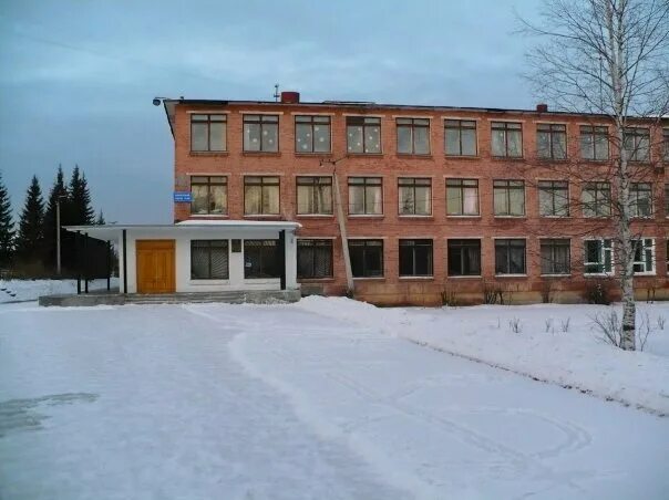 Североуральск калья школа 14. Школа номер 14 калья. Смотр строя и песни в школе. Поселок калья североуральск свердловская область. Поселок калья школа 10.