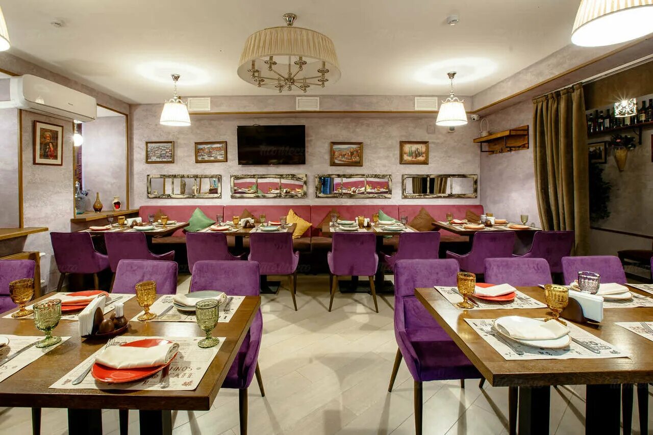 Ресторан хачапури и вино москва. Грузинские каникулы ереван плаза. Georgian restaurant. Грузинский ресторан в екатеринбурге. Джон джоли кузьминки.