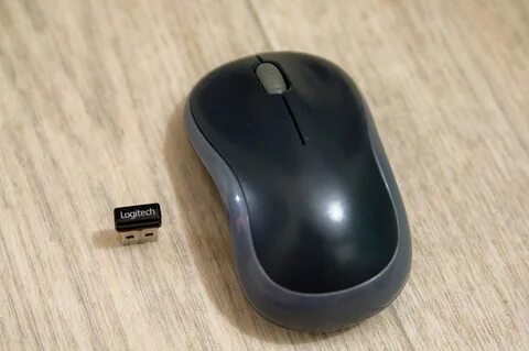 Logitech m185