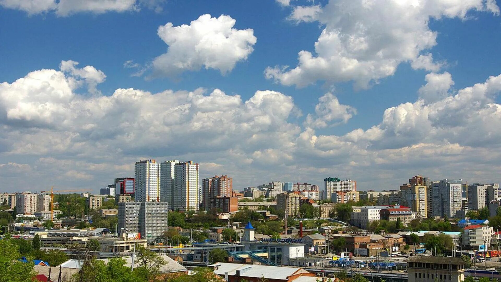 Натуралки ростов. Ростовские колбасы. Натуралки ростов. Ростов на дону окраина города. Бутовый камень ростовский песчаник.