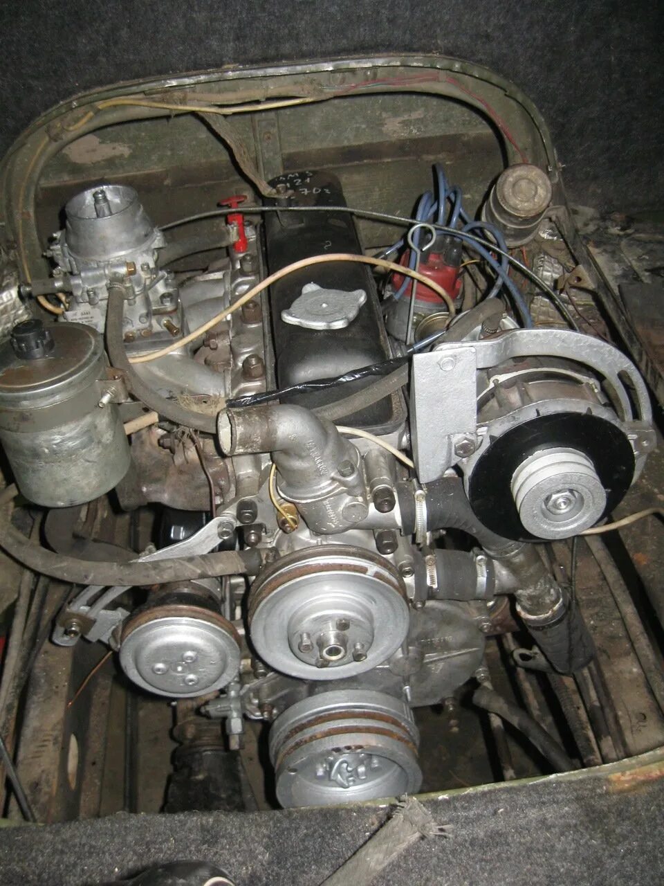 Мотор 402 установка. Уаз 402. двигатель змз 402 буханка. уазик мотор 402. змз 402 на уаз.