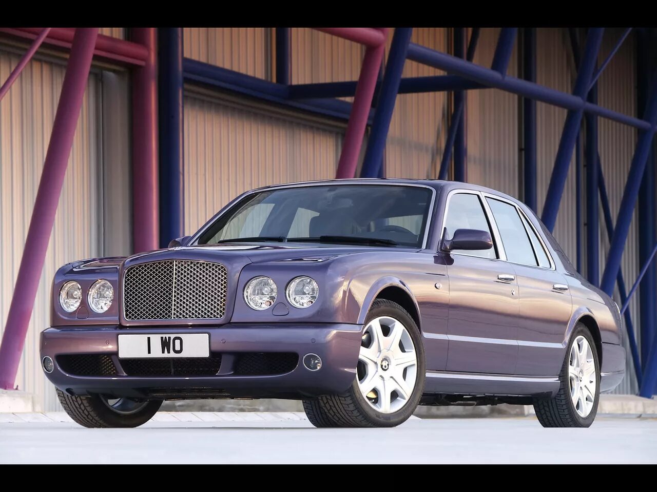 Бентли арнаж. Бентли Арнаж 2002. Bentley Arnage. Bentley Arnage 2023. Бентли Арнаж салон.