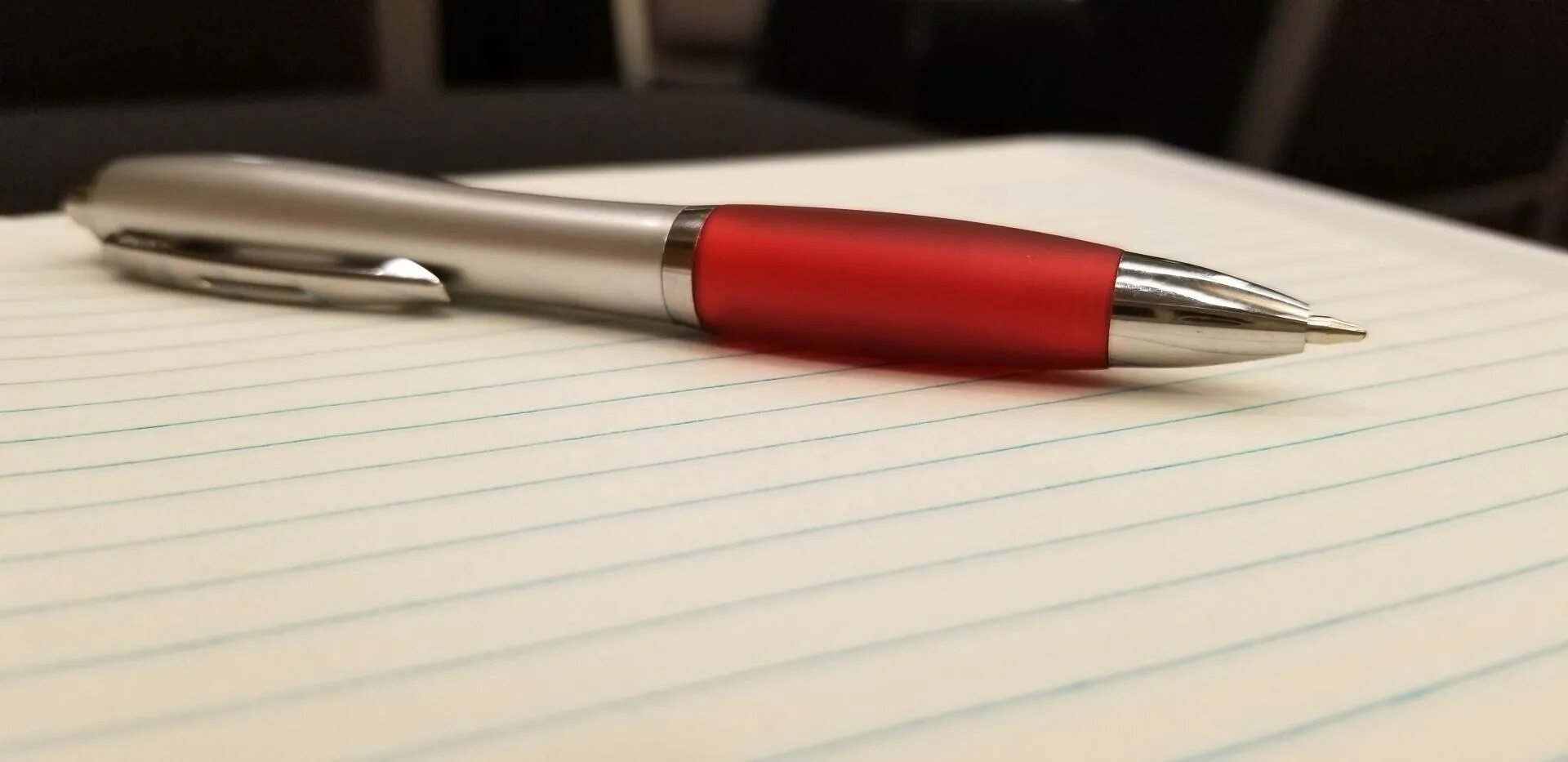 ручка и бумага. ручка бумага картинки. ручка и бумага. лист с ручкой. ручка и бумага.