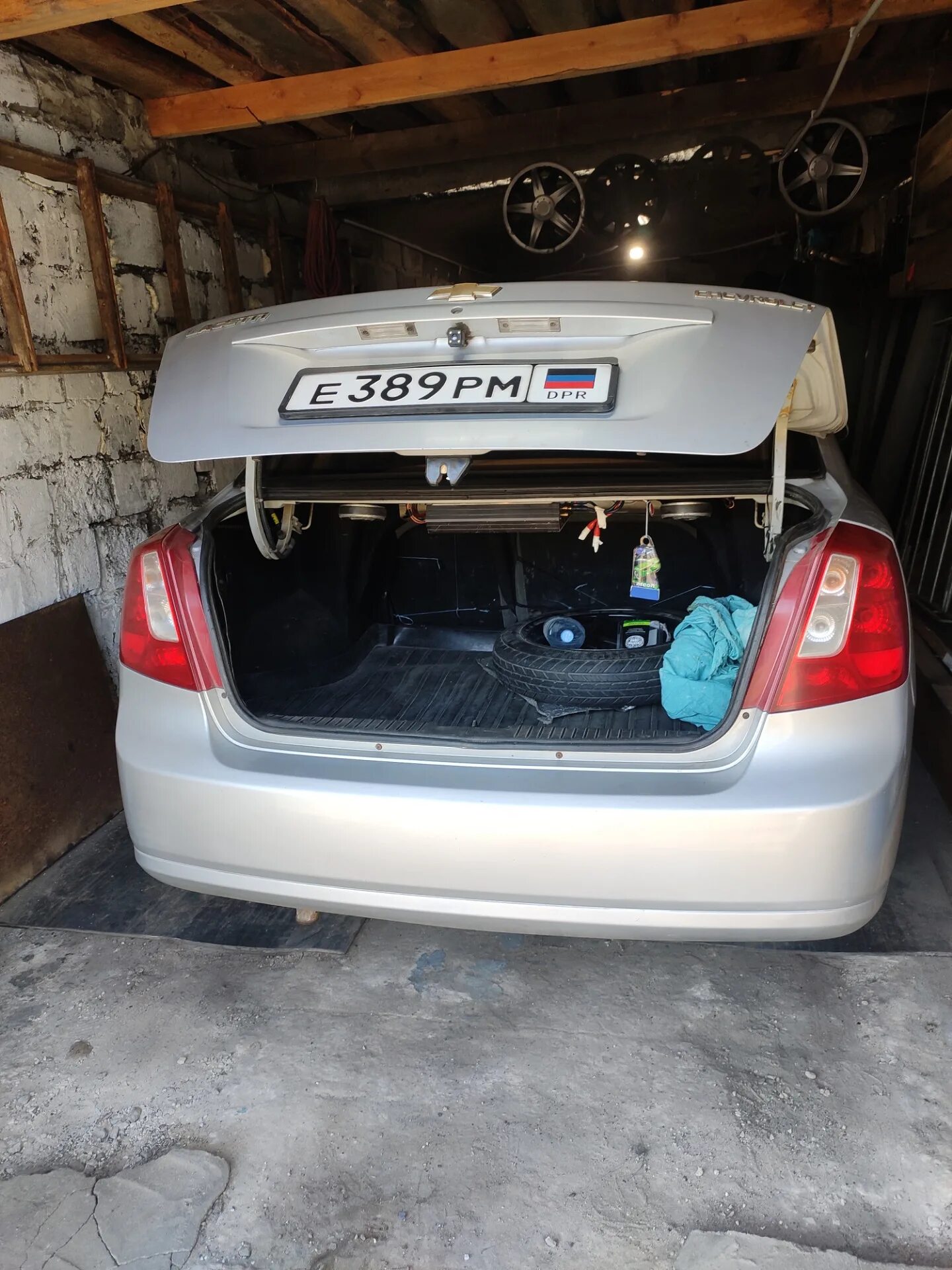 Снять багажника лачетти хэтчбек как снять Service Manual2005 BODY REAR END