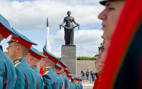 9 мая пискаревское кладбище расписание