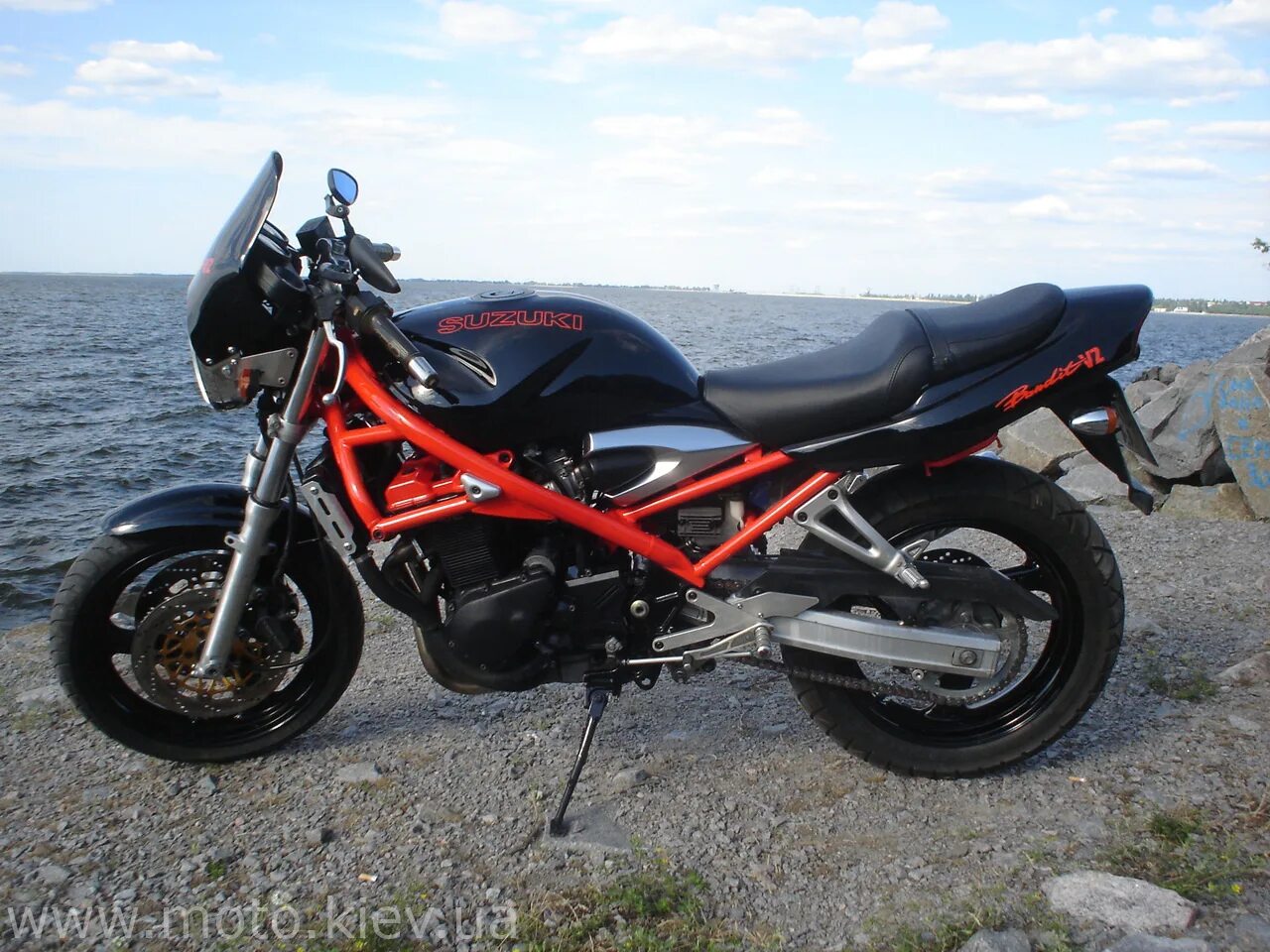 Мотоцикл suzuki bandit 400. Suzuki bandit 400. Suzuki bandit 400 vc. Suzuki bandit 400 характеристики. Suzuki gsf 400.