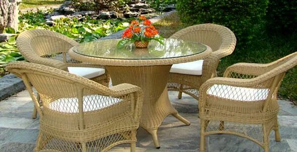 Outdoor Entertaining with Kathryn Ireland