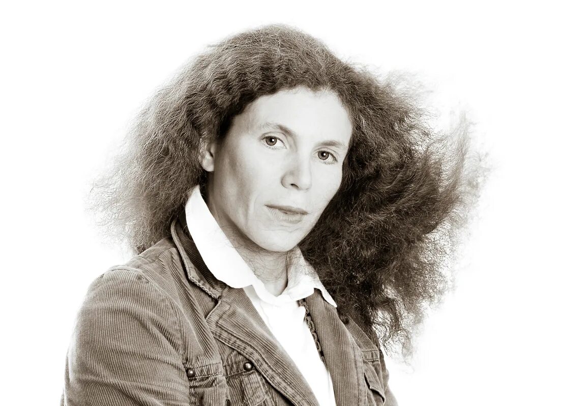 Юлия латынина журналисты россии. Латынина последнее выступление. Латынина юлия леонидовна. Юлия латынина фото. Ю́лия леони́довна латы́нина.