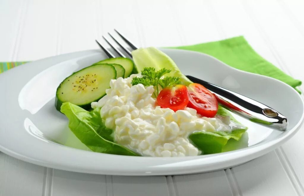 Вторые блюда для похудения. Творог с овощами. творог на ужин. низкокалорийный ужин. легкий ужин для похудения.