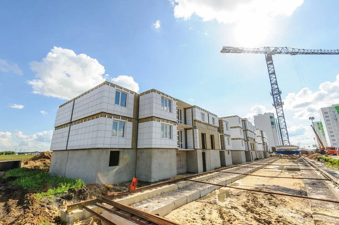 Наркомстрой проект 18. 18 этажный жилой дом. Застройщик. Жк золотая середина. 18 строиться.