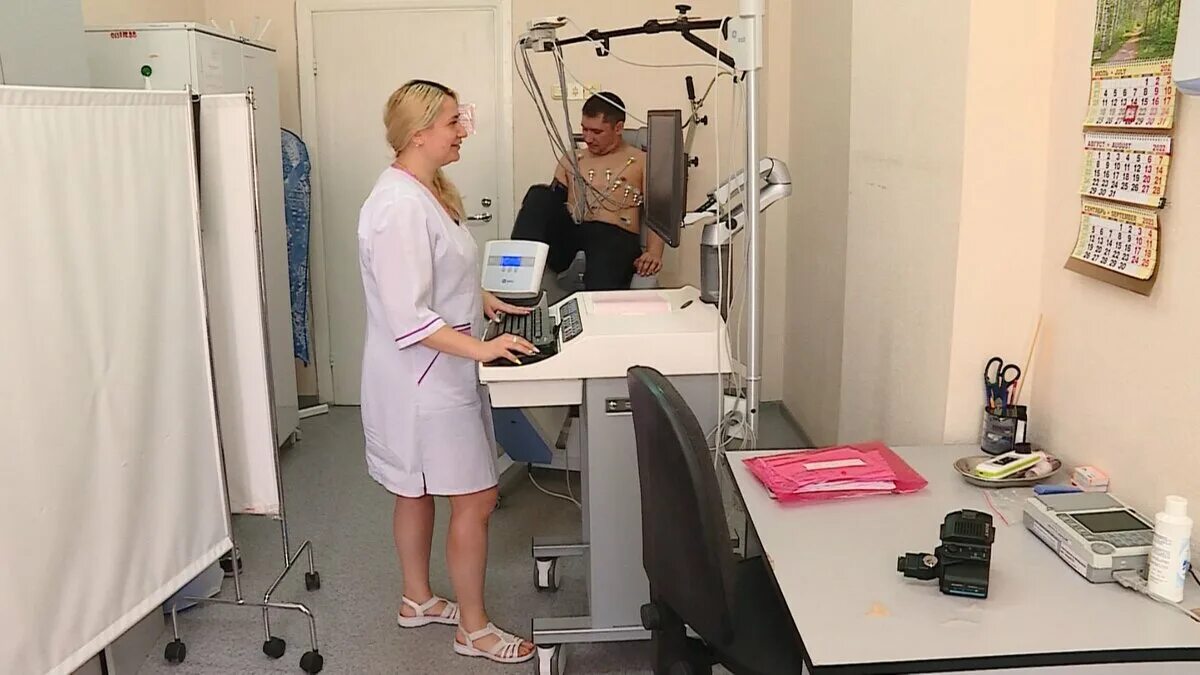 Спектр излучинск. Посёлок городского типа излучинск. Врачах излучинск. Излучинск меркурий. Врачах излучинск.