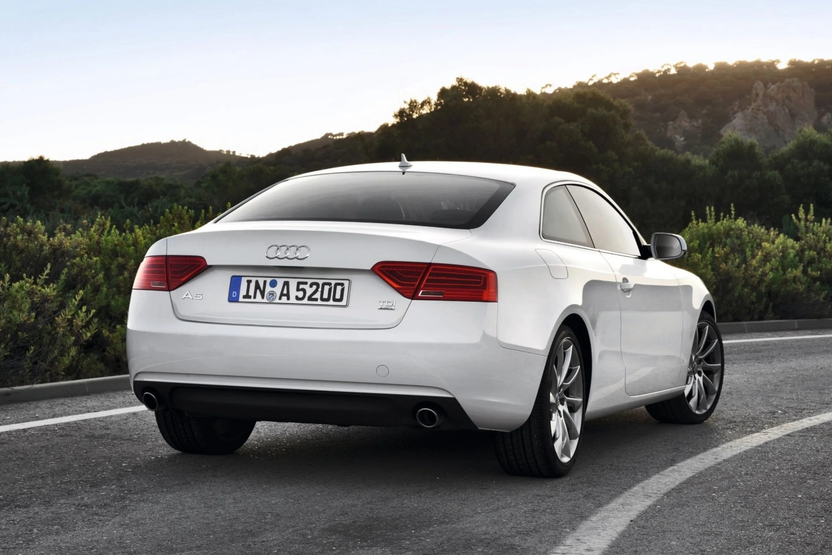 Audi a5 Coupe. Ауди а5 купе. Audi a5 Coupe 2012. Ауди а5 кватро.