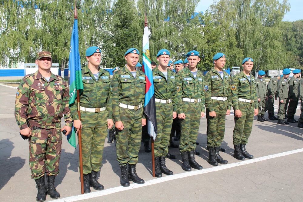 Государственные бюджетные учреждения центр патриотического воспитания. Союз десантников России Ярославль. Военно патриотическая подготовка. Военно-патриотическое воспитание молодежи.