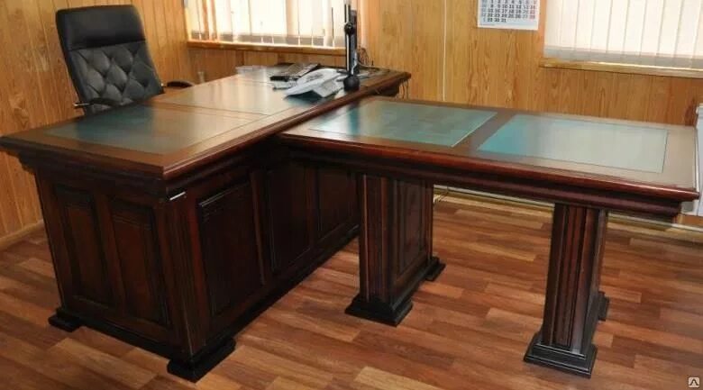 стол двухтумбовый паола бм-2171. стол руководителя из дерева. стол руководителя. испанский кабинет senator фабрики alpuch - ital-collection. кабинет руководителя ego cotto.