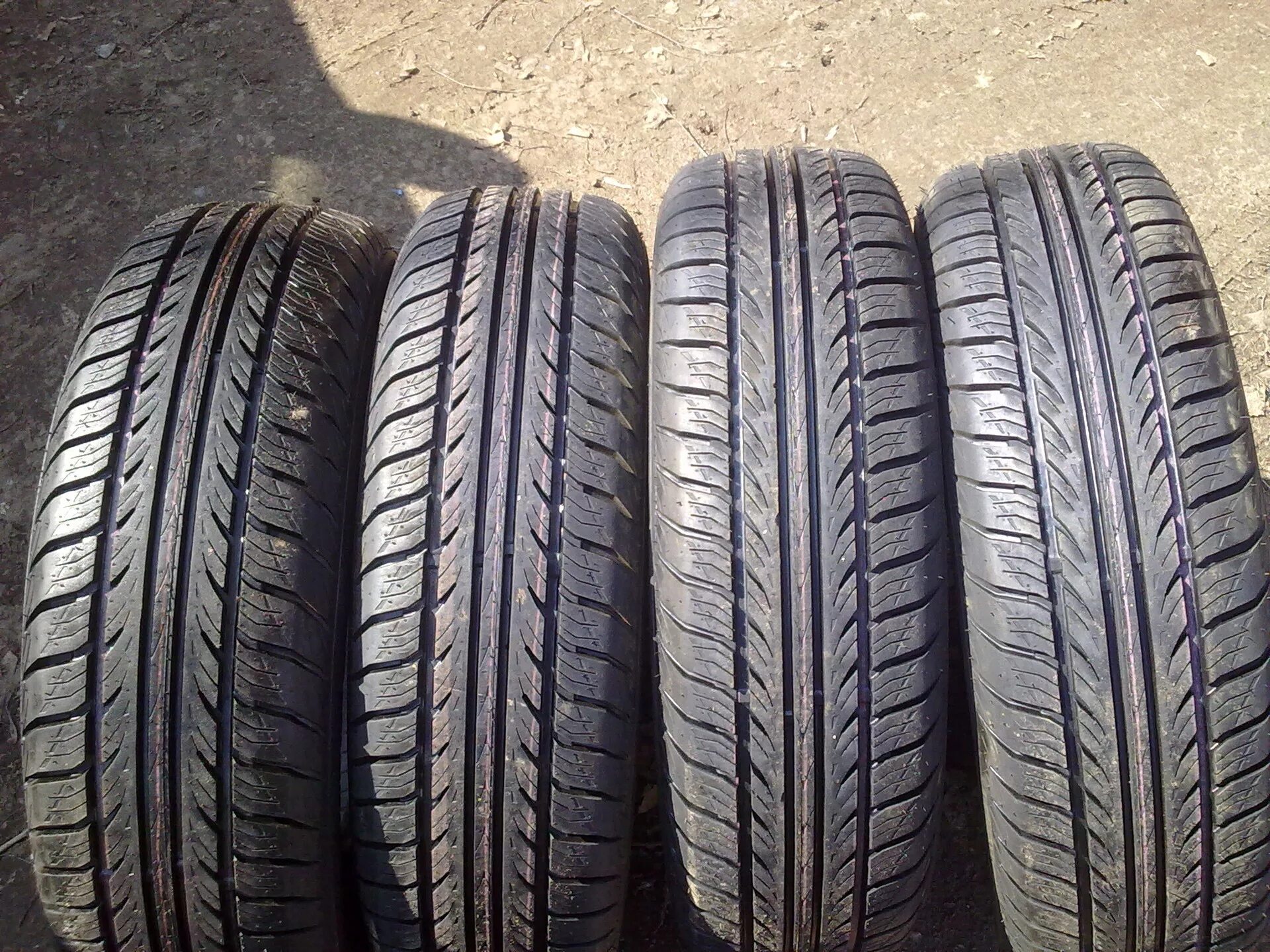 Кама 175 70 r13 лето. Кама Бриз 175/70 r13. Кама Бриз 175/65 r13. 175/70 R13 Кама Breeze HK-132 82t. Kama 175/65r14 82h Breeze (НК-132) TL.