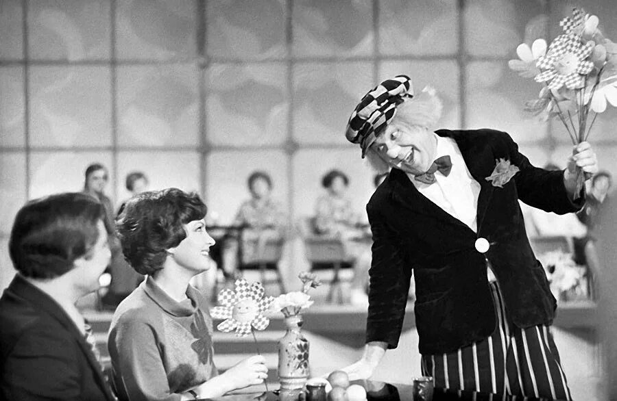 парк горького москва лунапарк. советские развлекательные программы. развлекательные передачи 80-х годов. старик хоттабыч эскимо. советские развлекательные программы.