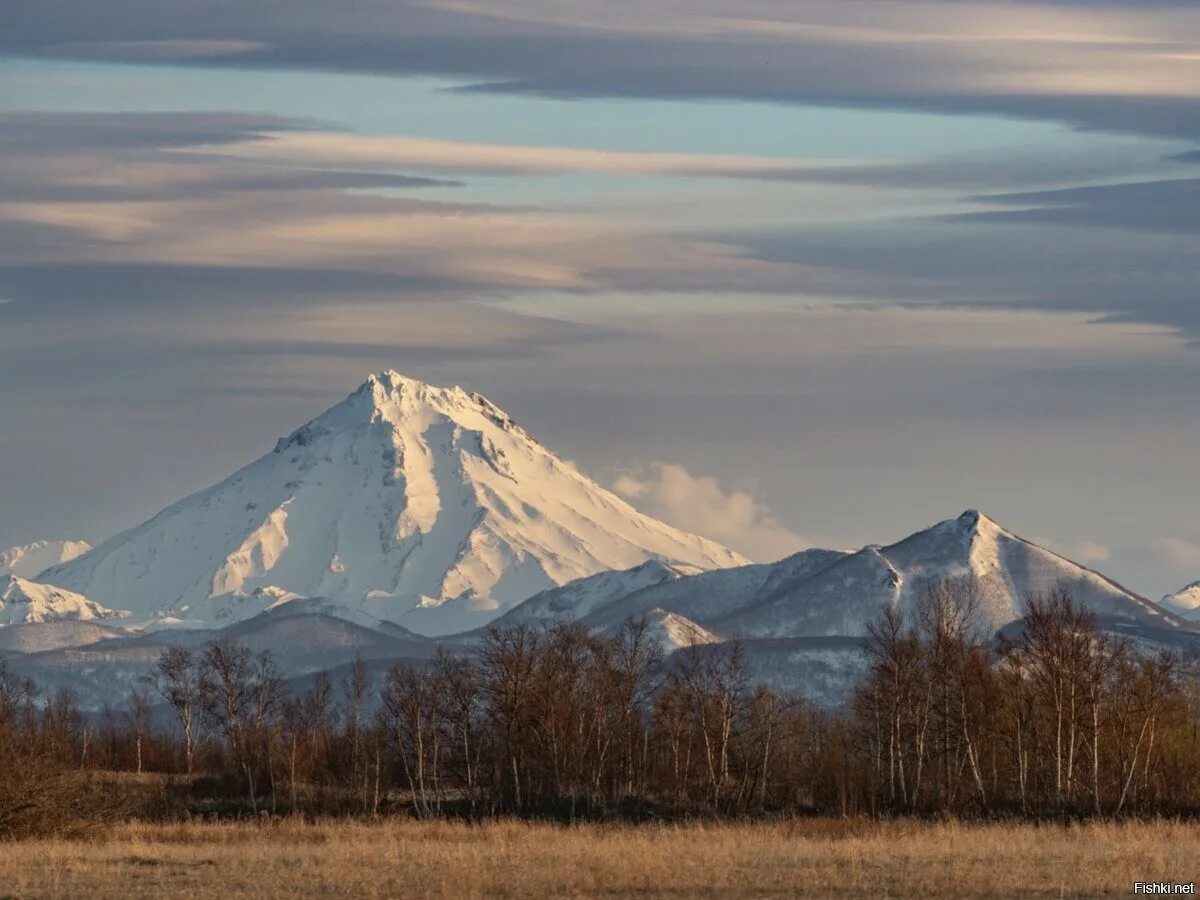 гора ключевская сопка. вулкан толмачева. камчатка ключевская сопка. вулканизмключевская сопк5а. ключевская сопка (ключевской вулкан).