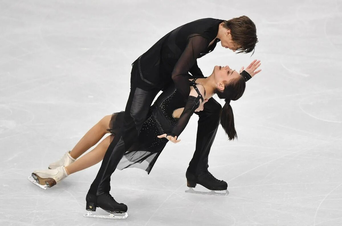 виктория синицына и никита кацалапов олимпиада 2022. горячий лед пары. горячий лед пары.