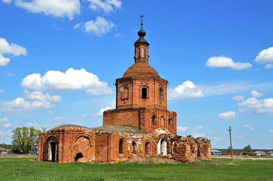 Село Тихвинка Грибановский район Воронежская область. Липовка Воронежская область Церковь. Фото храма в с. Тихвинка Грибановского района Воронежской области. Разрушенные церкви в Воронежской области.