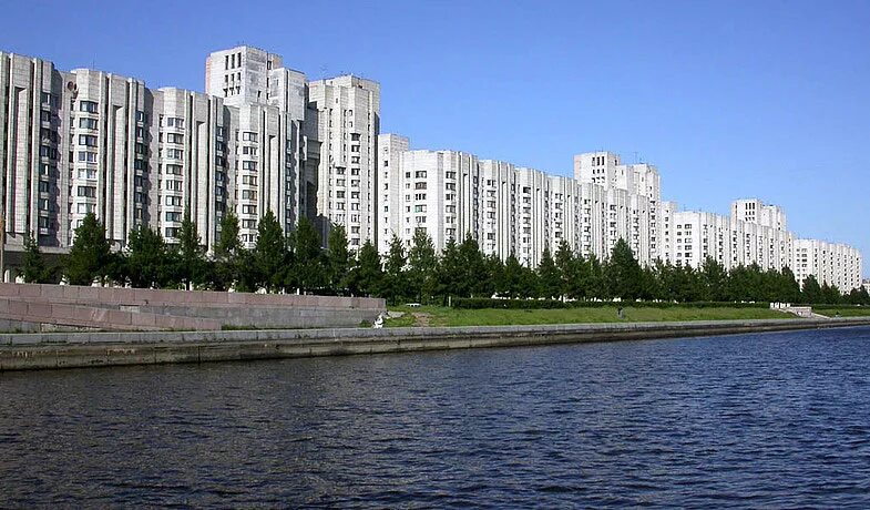 Самый длинный дом в петербурге. Новосмоленская набережная дом 1. новосмоленская набережная санкт-петербург. спб новосмоленская набережная 1. новосмоленская набережная 2.