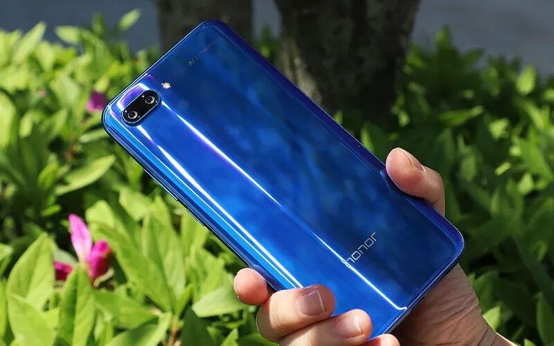 Honor 10 64gb. Хонор 10. Хуавей хонор 10. Хонор 10 флагман.