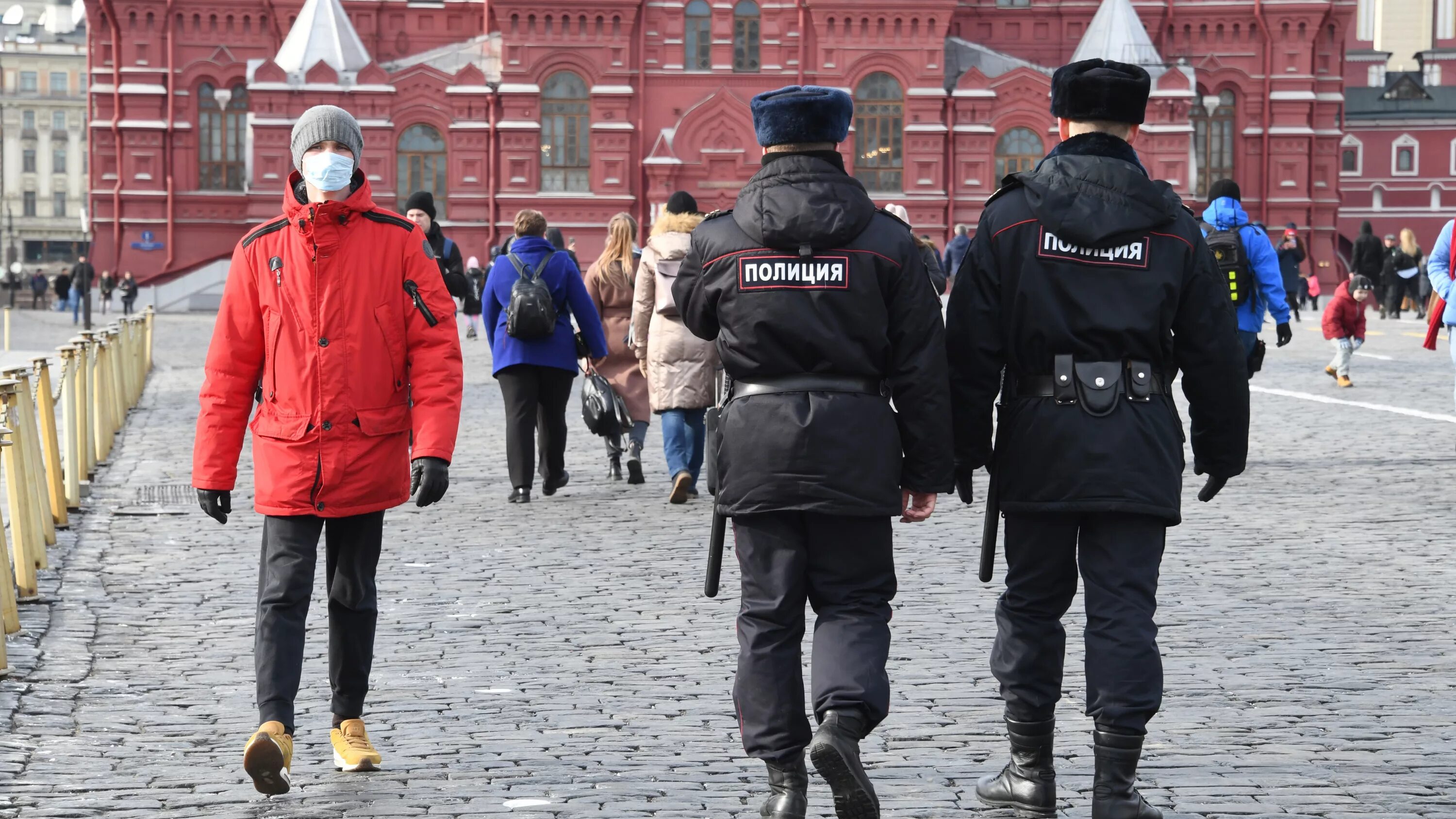 Время новости москва. Карантин в Москве. Карантин в Москве 2020. Русские в Москве. Самоизоляция в Москве.