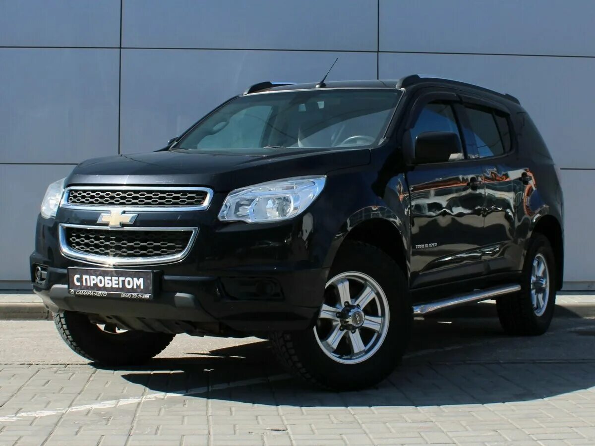 Купить шевроле трейлблейзер 2. Chevrolet trailblazer 2013. Chevrolet trailblazer 2 2013. Шевроле trailblazer 2013. Шевроле Трейлблейзер 2 2014.