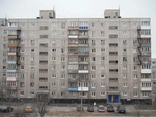 Советская 9 этажка. Панельный дом 9 этажка. Панельная 9 этажка Екатеринбурге. Панельная 9ти этажка Балаково.