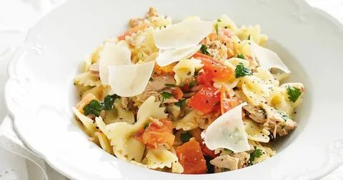 Макароны с тунцом консервированным