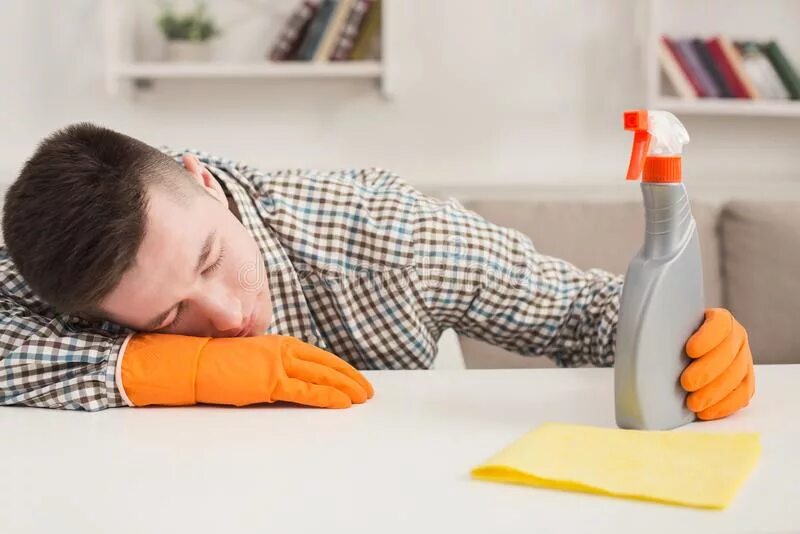 Остаток после работы. Структура товарных запасов в управлении запасами. Уставшая женщина на работе. Проценты кредиты презентация. Остаток после работы.