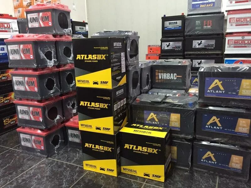 Аккумулятор american 86610. Акб оптом. Аккумулятор delkor 75d23l. Ч 105d31r. Склад аккумуляторов для машины.