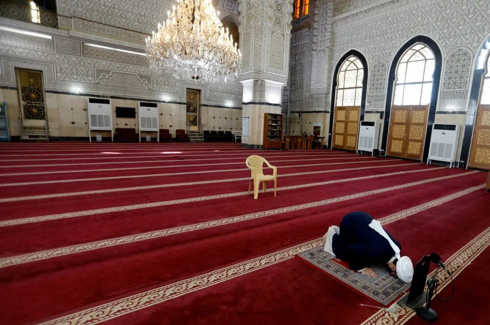 Мечеть гордость мусульман. Мусульманские фото для компьютера. Мусульмане Молдовы. Когда находишься в мечети спокойствие. Мусульмане последних дней