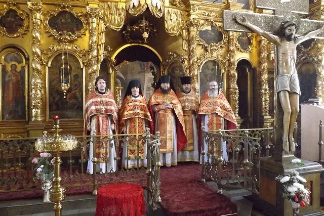 службы храм воздвижения креста господня в алтуфьеве. службы храм воздвижения креста господня в алтуфьеве.