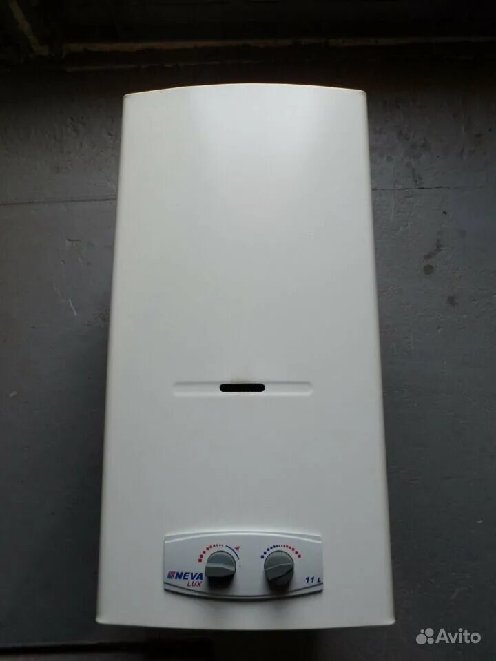 колонка neva lux. водонагреватель газовый neva lux-6011. газовая колонка нева люкс 6011. газовая колонка нева 4611 люкс. колонка нева люкс 6011.
