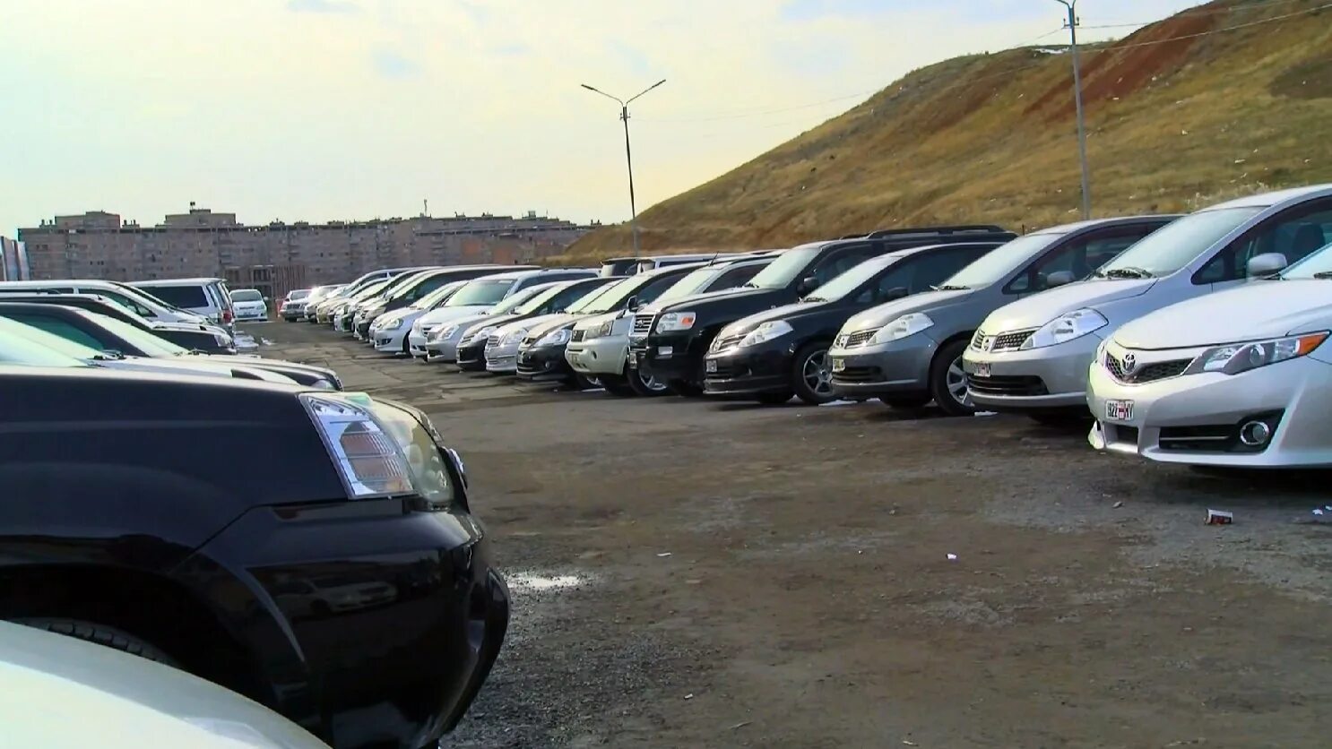 Какое авто из армении. Автомобили в армении. машины из армении. ввоз автомобилей из армении. армянские машины в россии.