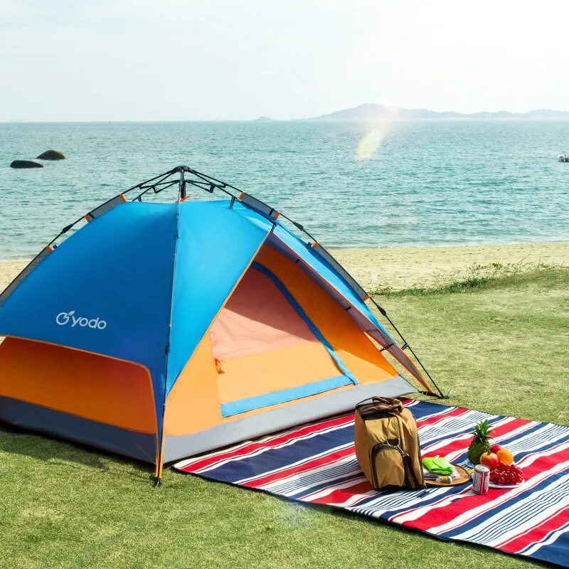 Можно купить палатки
