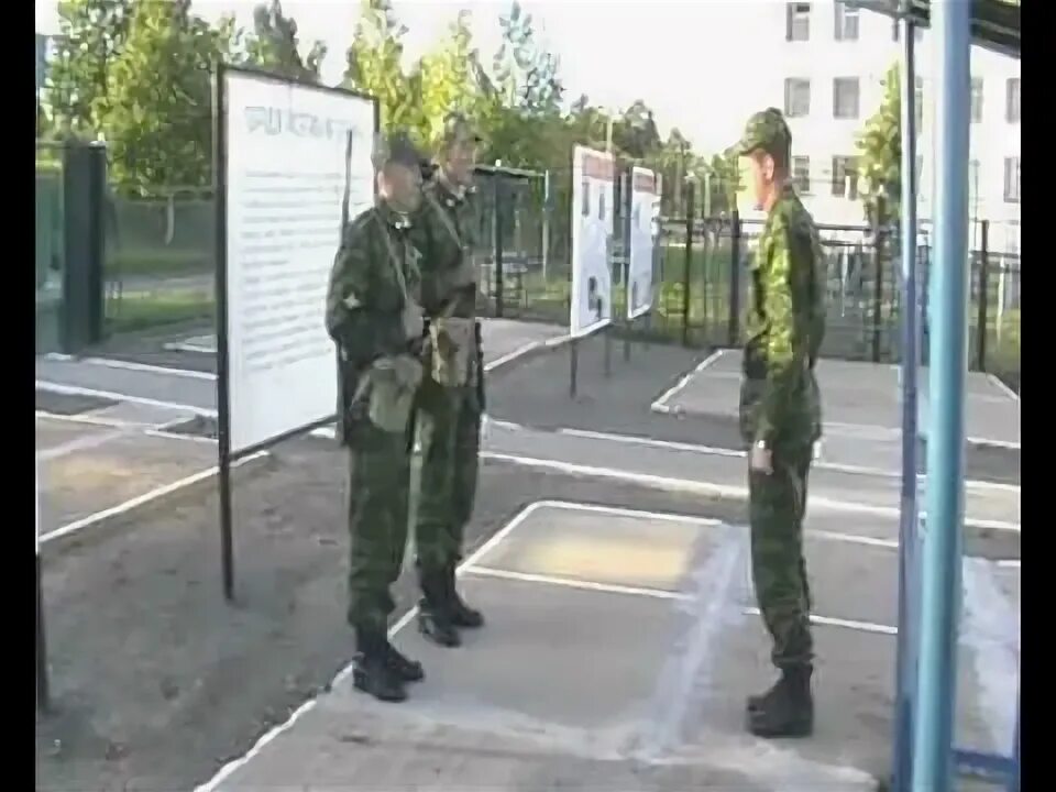Солдат на посту. Гарнизонный караул. Гарнизонный караул. Караульный канал z. Караульный.