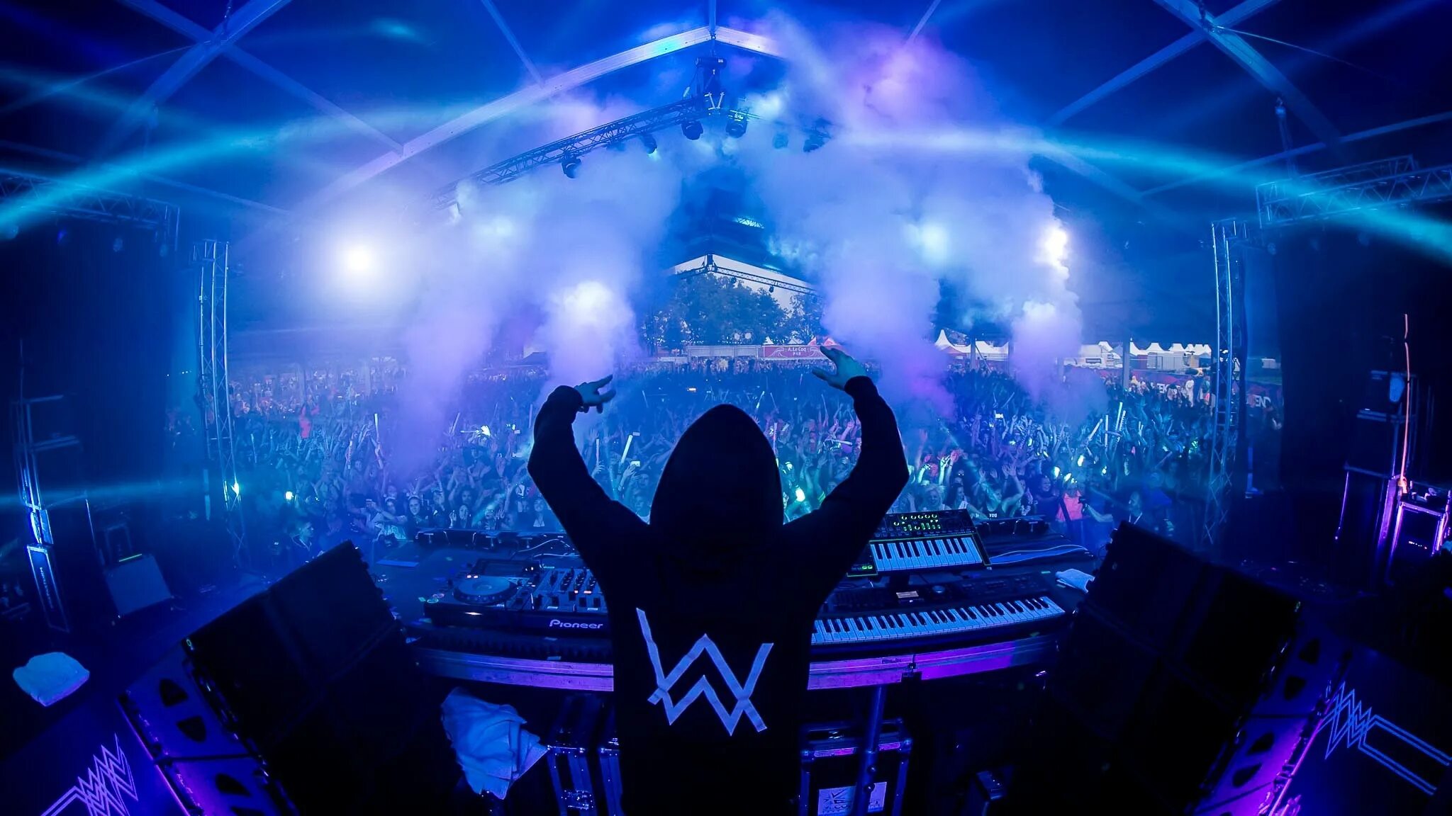 Alan Walker 2022. Alan walker sing