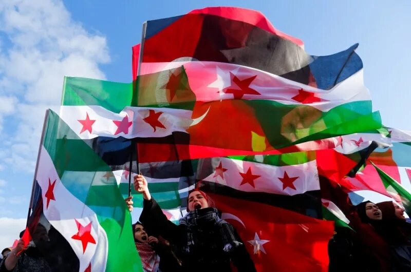 Турция 6 мая. Сирийская освободительная армия. сирийская освободительная армия флаг. турция сирия флаги. национальный костюм сирии.