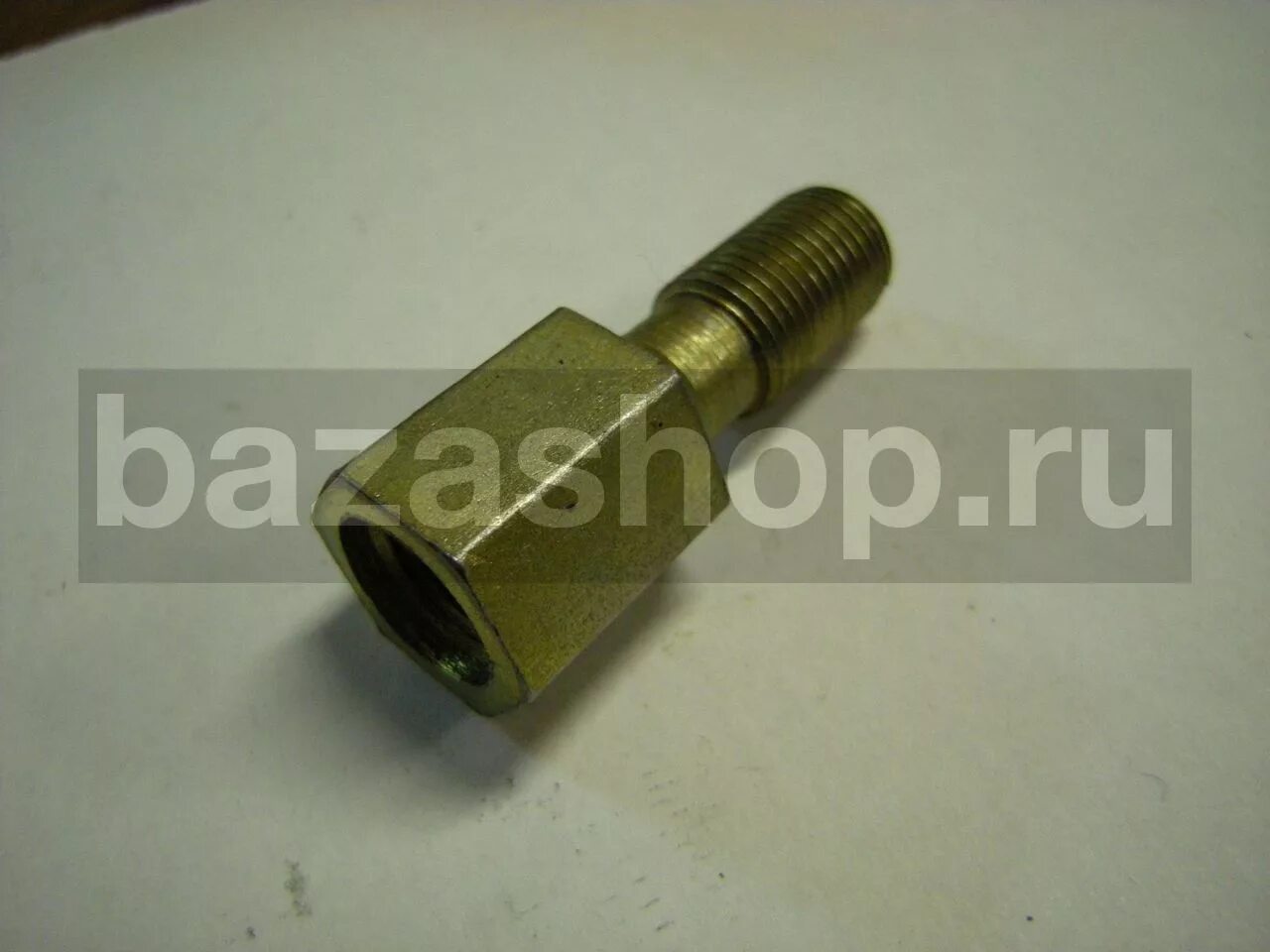 Штуцер прокачки тормозов mitsubishi colt 6. Штуцер переднего тормоза уаз 469. Тормозной штуцер м12 1. Болт штуцер суппорта opel astra g. Штуцер тормозной передний уаз 469.