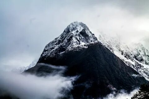 Mount black