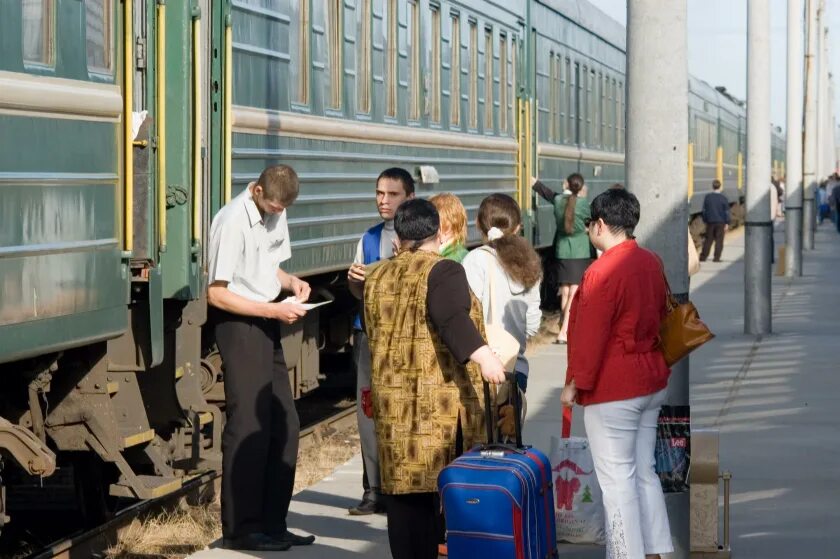 102м фирменный «премиум» св. Вагон 3с схема. Количество мест в вагоне по типам вагонов. Женское купе ржд. Могут ли пассажиры с верхних полок сидеть на нижних полках.