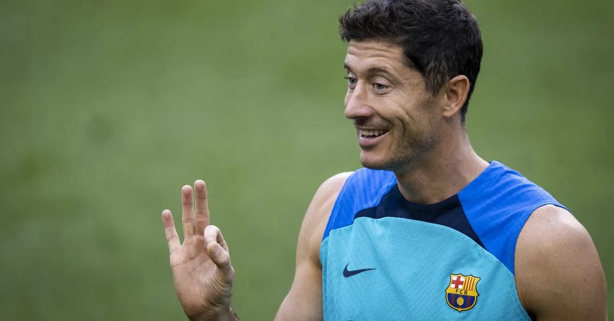 Левандовский Барселона. Salihamidzic 2022. Lewandowski Barcelona 2022.