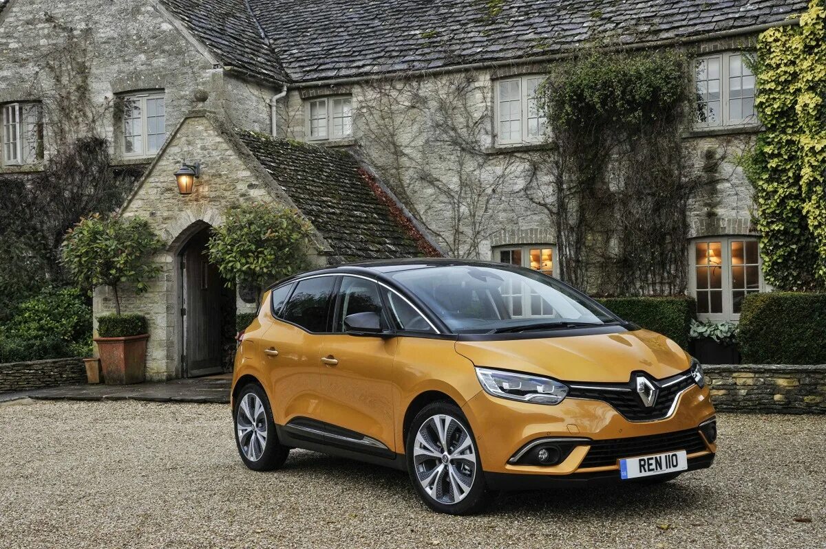 Www renault. Renault Scenic 2016. Рено Сценик 2016. Рено Сценик 2017. Рено Сценик 4.