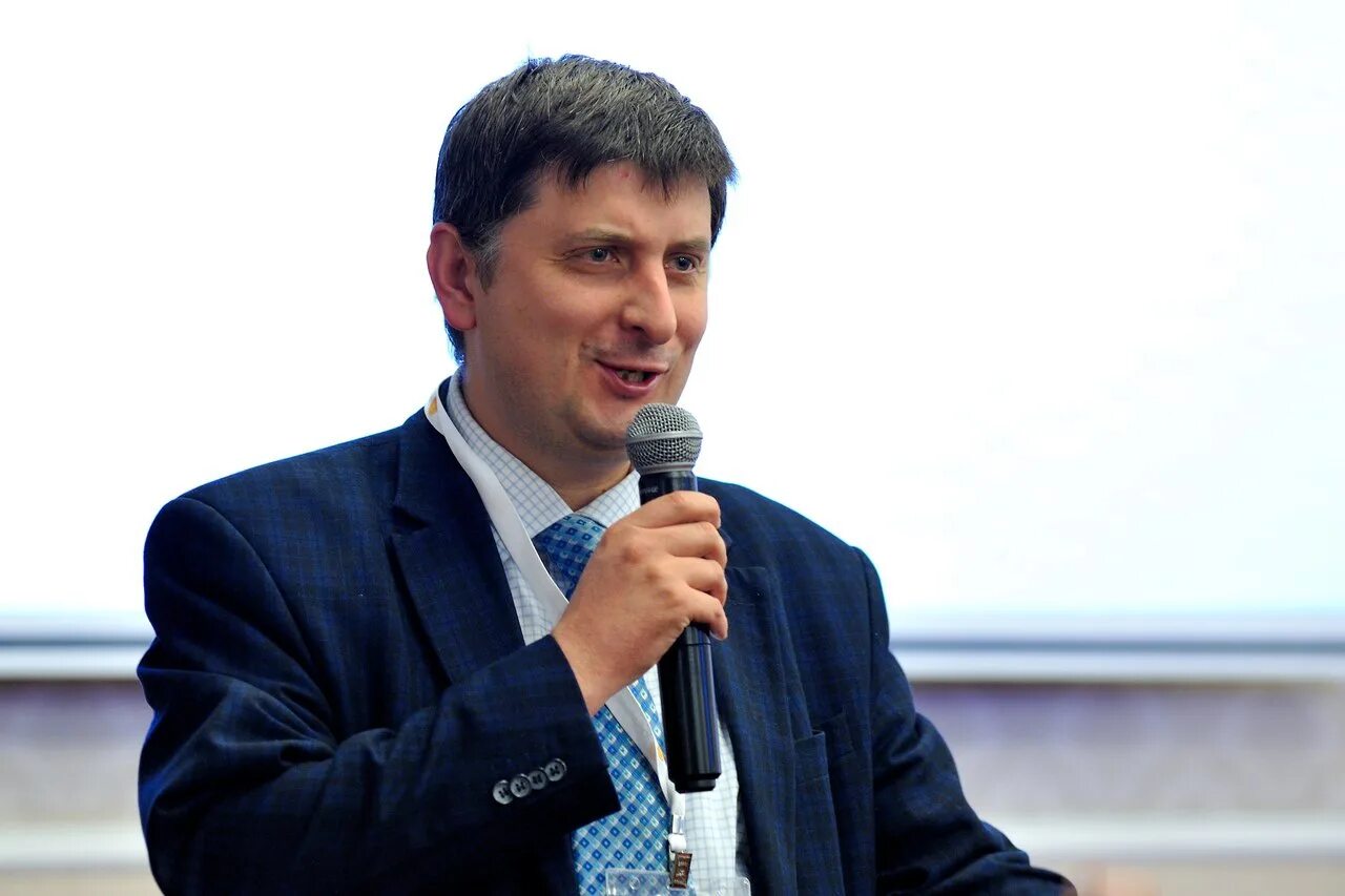 Руководитель цура