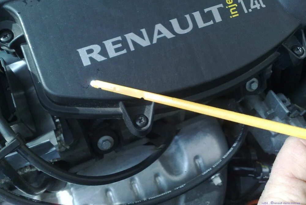 Уровень масла в двигателе логан 1. Уровень масла логан 2. Уровень масла логан 2. Уровень масла renault logan 2. Уровень масла в двигателе рено логан 2.