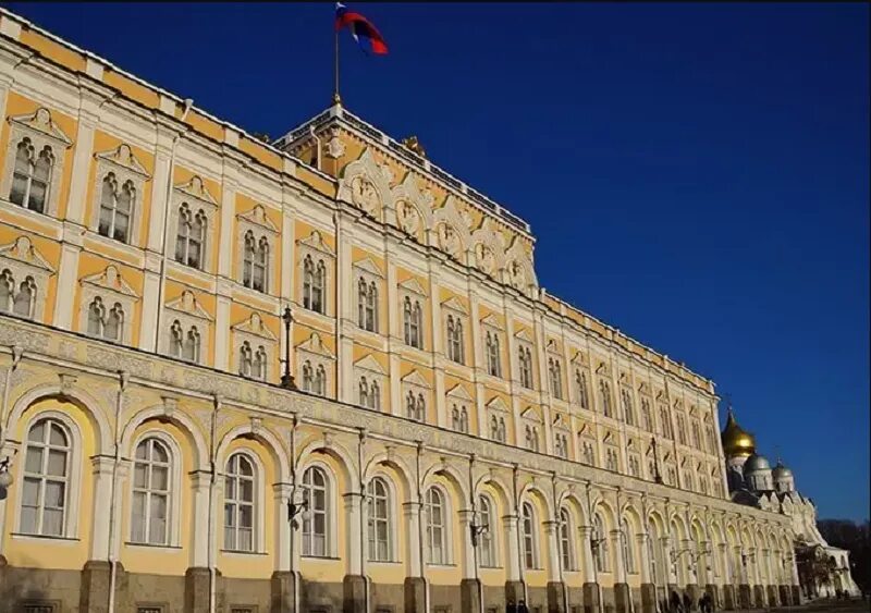 Оружейный дворец. Оружейная палата в москве. оружейная палата в кремле. большой кремлевский дворец и оружейная палата. к.а.тон большой кремлевский дворец, оружейные палаты.