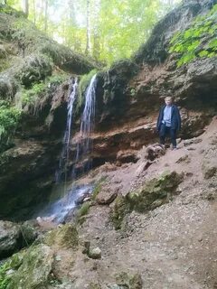 Водопад серебряный каскад
