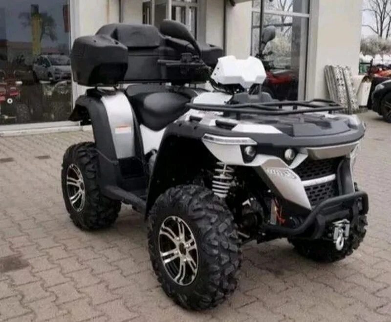 Linhai yamaha m550l. Linhai yamaha 550l. linhai yamaha m550l 4х4. квадроцикл linhai-yamaha m550l.