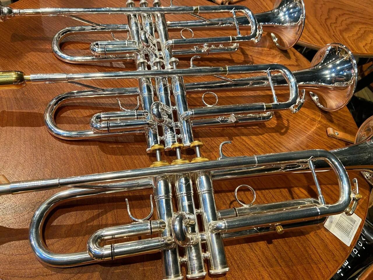 музыка про музыкальные инструменты. загадки о музыкальныхинсорументах. стихотворение про музыкальные инструменты. стих про скрипку. музыкальныеинцтрументы.